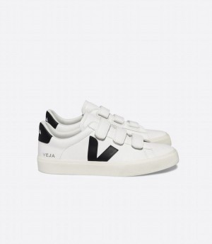 Χαμηλα Sneakers γυναικεια Veja Recife Chromefree δερματινα ασπρα μαυρα | OFQ2719NM