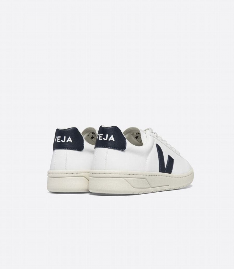 Χαμηλα Sneakers ανδρικα Veja Urca Cwl Βάρκας ασπρα μαυρα | KSG1896LO