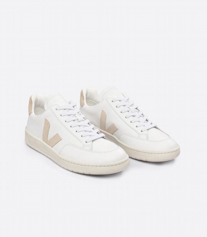 Χαμηλα Sneakers γυναικεια Veja V-12 δερματινα Sable ασπρα Μπεζ | GQP2728WY